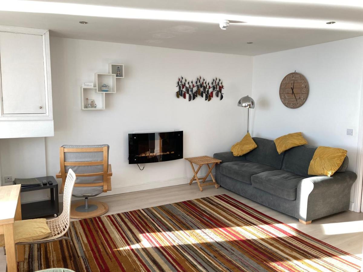 Marine Terrace Apartments Criccieth Esterno foto