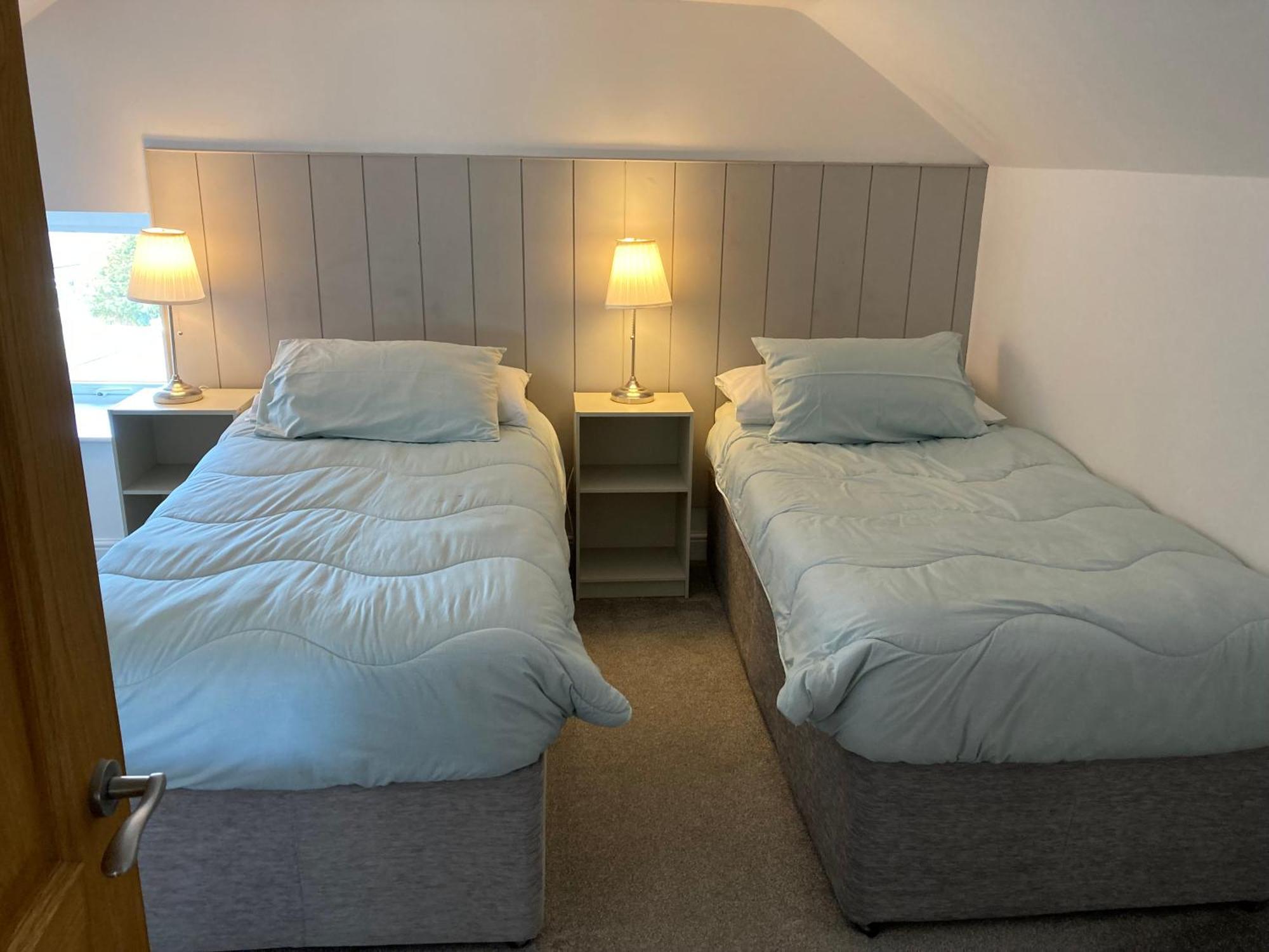 Marine Terrace Apartments Criccieth Esterno foto
