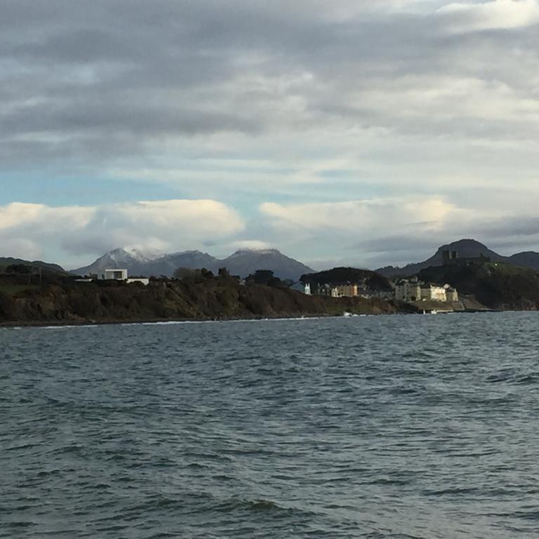 Marine Terrace Apartments Criccieth Esterno foto