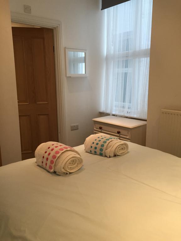 Marine Terrace Apartments Criccieth Esterno foto